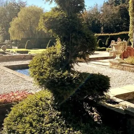 Exceptional Unique 5 Bedroom Manor House 스킵턴